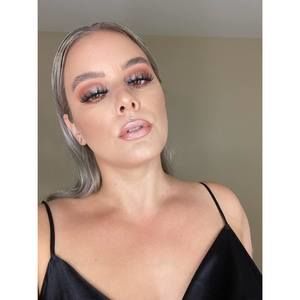 Meet your Posher, Dawn